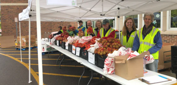 FRESH PRODUCE = SMILES